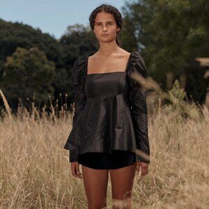 New Macgraw Romantic 100% Silk Square Neckline Black Blouse Bridgerton NWT 2